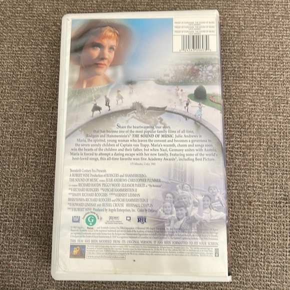 5/$25 The Sound of Music VHS Movie Rodger’s & Hammersteins Julie Andrews 1965 - Picture 2 of 4